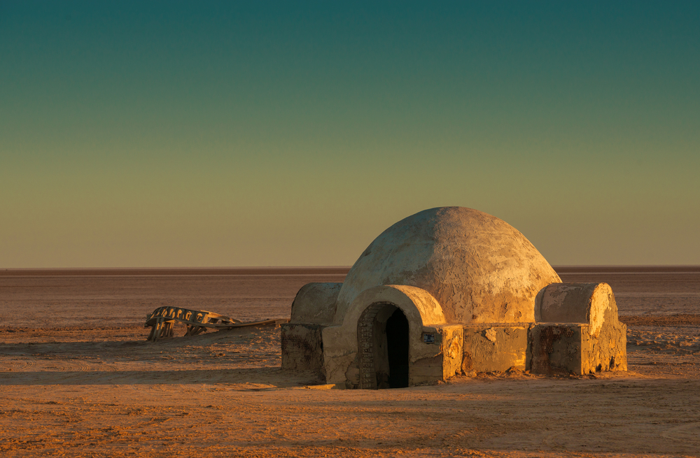 antastic building in the desert - photo by leshiy985/Shutterstock
